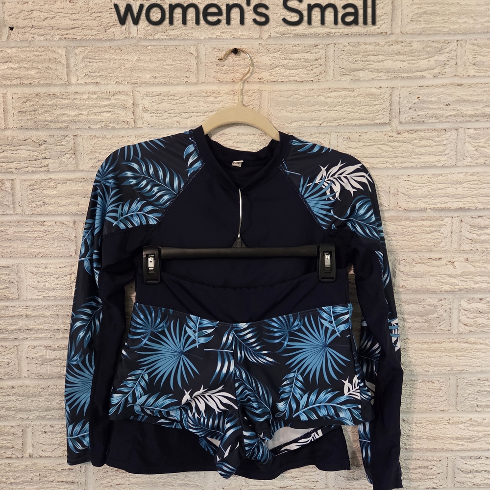 Women's Blue Floral Print Rash Guard Set